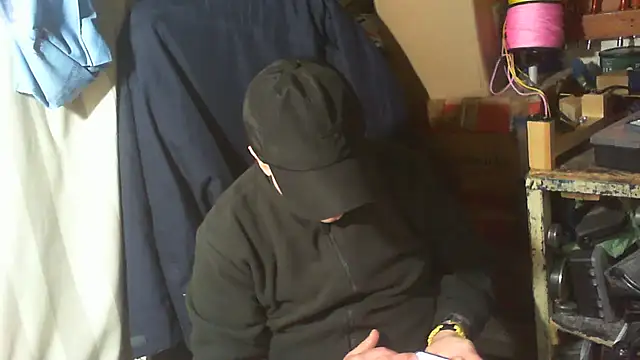 Snapshot of nonnomaturobisex chatting on 02/08/26, 09:34 nonnomaturobisex online show from 02/08/26, 09:34