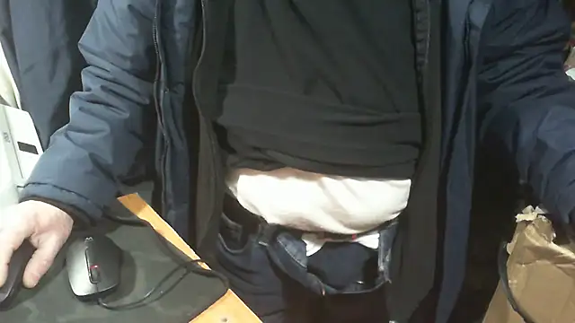 Snapshot of nonnomaturobisex chatting on 02/10/26, 08:29 nonnomaturobisex online show from 02/10/26, 08:29