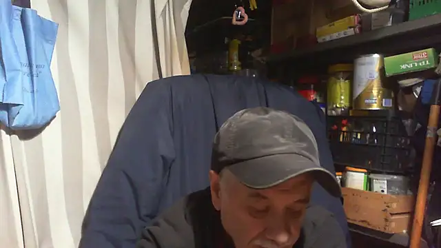 Snapshot of nonnomaturobisex chatting on 02/18/26, 03:30 nonnomaturobisex online show from 02/18/26, 03:30