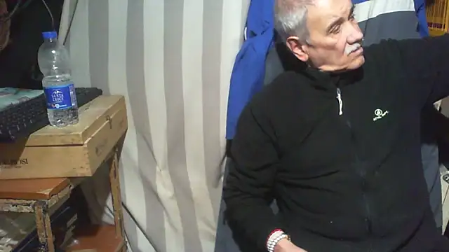 Snapshot of nonnomaturobisex chatting on 02/28/26, 10:27 nonnomaturobisex online show from 02/28/26, 10:27