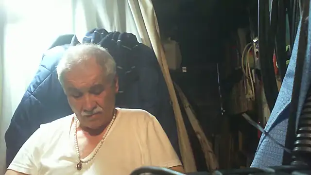 nonnomaturobisex online show from 05/23/26, 09:46