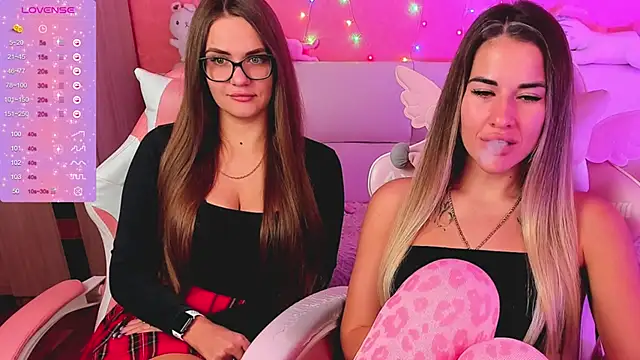 Snapshot of ivannatompsonnn chatting on 09/24/25, 06:06 ivannatompsonnn online show from 09/24/25, 06:06