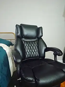 oliviaprettypussy online show from 07/25/26, 11:57