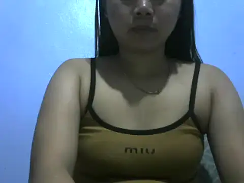 Snapshot of Forsia chatting on 01/05/25, 05:51 Forsia online show from 01/05/25, 05:51