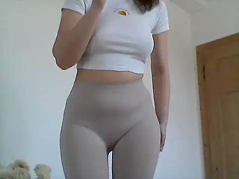 ocean eyess  online show from 04/23/26, 08:46