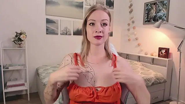 MissRightX online show from 11/05/25, 10:26