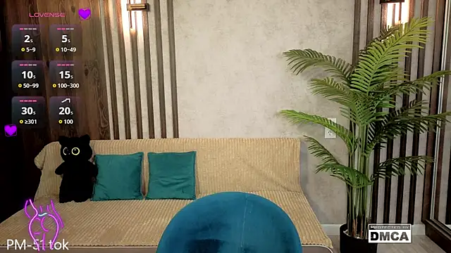 Holl1Would online show from 02/23/26, 07:22