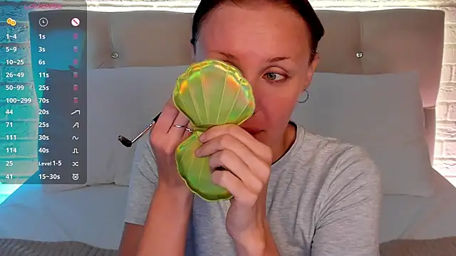 Snapshot of LianaFord chatting on 06/12/26, 04:55 LianaFord online show from 06/12/26, 04:55