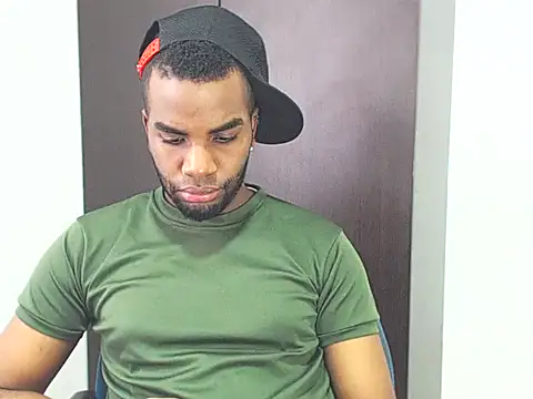 Rene hotman online show from 03/03/25, 07:39