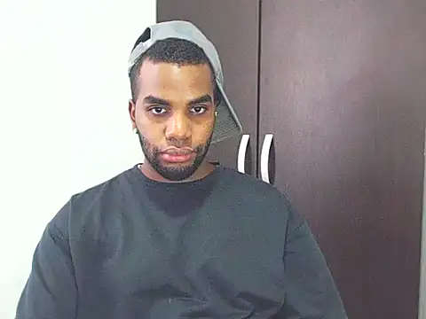 Rene hotman online show from 03/08/25, 07:53