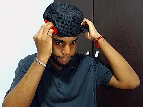 Rene hotman online show from 10/29/25, 09:16