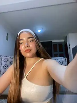 DulceChloe99 online show from 04/14/26, 04:07