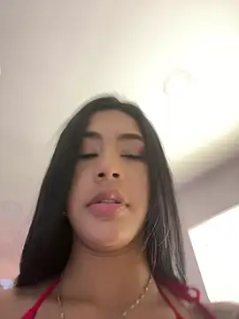 AntonellaRossi online show from 04/13/26, 07:52