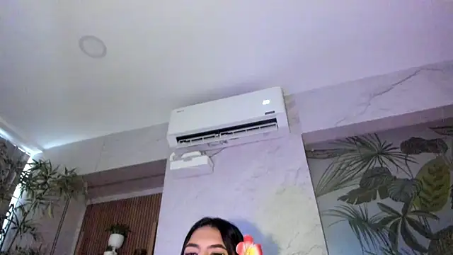 AntonellaRossi online show from 05/29/26, 08:07
