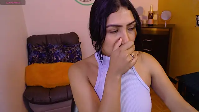 Snapshot of leah-666 chatting on 02/11/25, 12:58 leah-666 online show from 02/11/25, 12:58