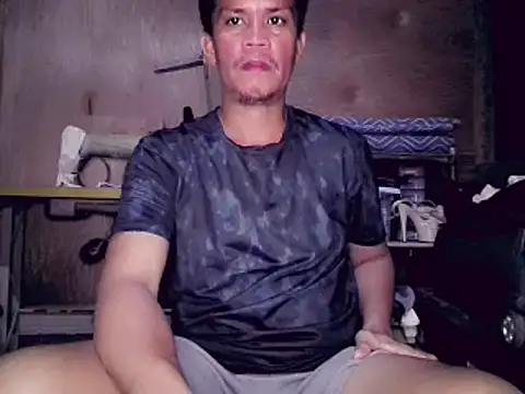 SweetasianHugoxxx online show from 02/05/26, 03:16