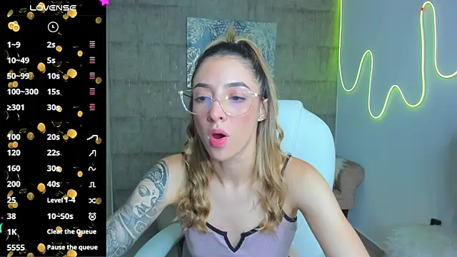 barbie scoth  online show from 03/01/25, 02:37