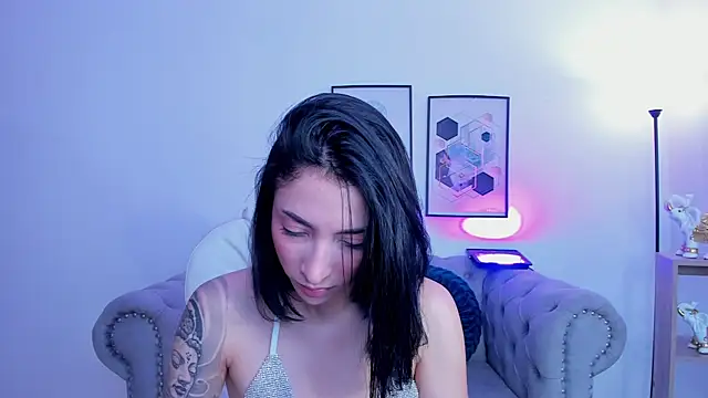 barbie scoth  online show from 12/14/25, 04:01