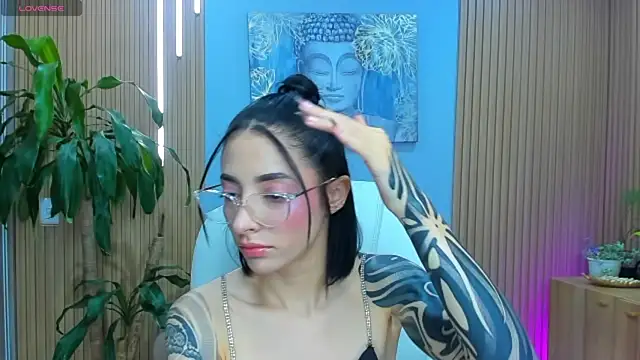 barbie scoth  online show from 04/02/26, 11:24