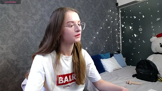 KateJonson online show from 04/08/26, 07:19