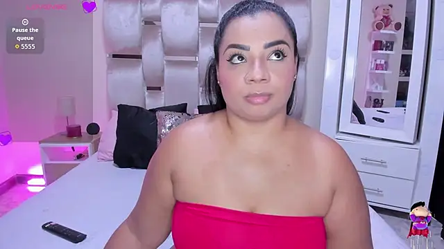 MelanyShayk online show from 07/18/26, 06:45