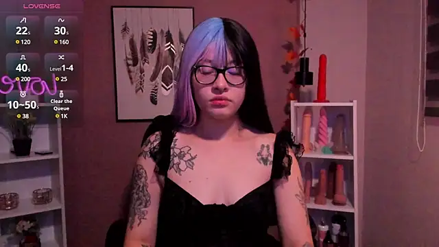  asami chieko  online show from 03/05/25, 08:42