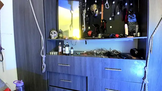 sweet  wild online show from 01/31/25, 10:42