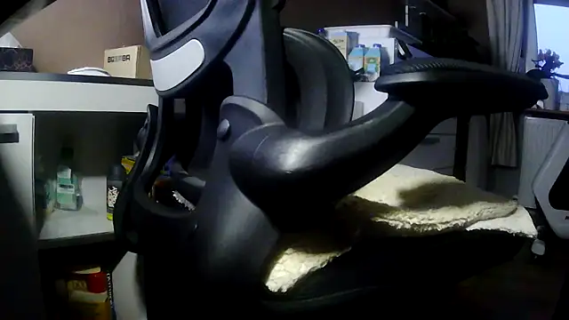 suedel65 online show from 02/20/26, 06:26