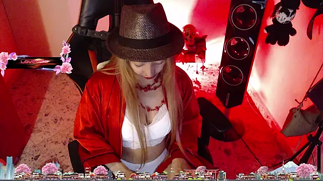 pink-2022 online show from 02/07/25, 07:18