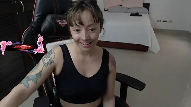 pink-2022 online show from 01/16/26, 05:28