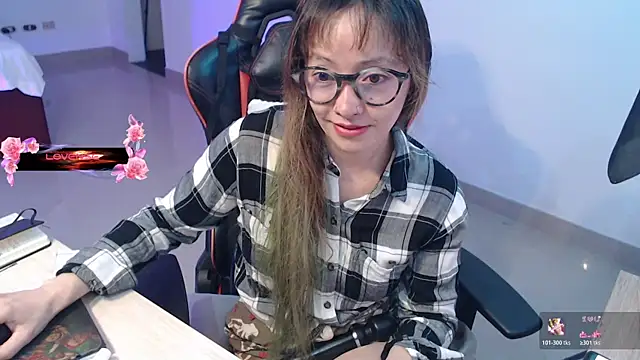 pink-2022 online show from 06/04/26, 03:29