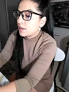 hot-babygirl online show from 01/25/25, 09:14