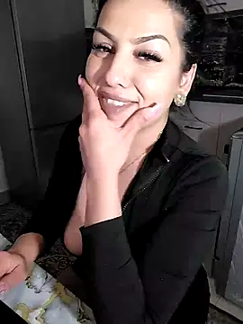 hot-babygirl online show from 02/13/25, 10:54