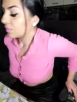 hot-babygirl online show from 02/22/25, 09:15