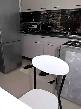 hot-babygirl online show from 03/17/25, 11:11