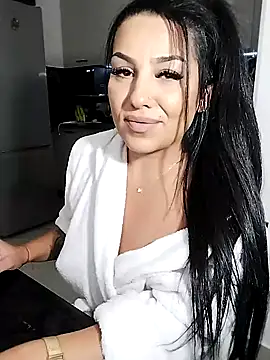 hot-babygirl online show from 10/06/25, 06:38