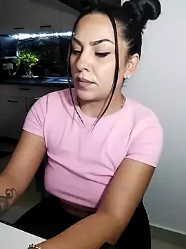 hot-babygirl online show from 11/27/25, 08:22