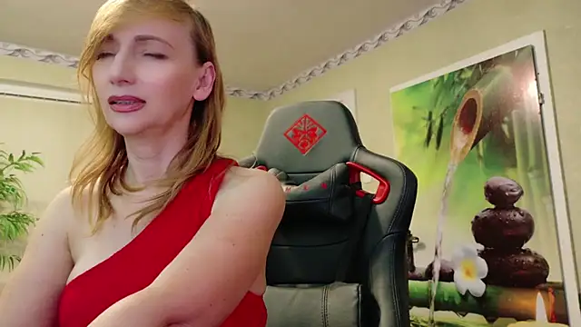 Snapshot of HotLana69 chatting on 02/22/25, 05:35 HotLana69 online show from 02/22/25, 05:35