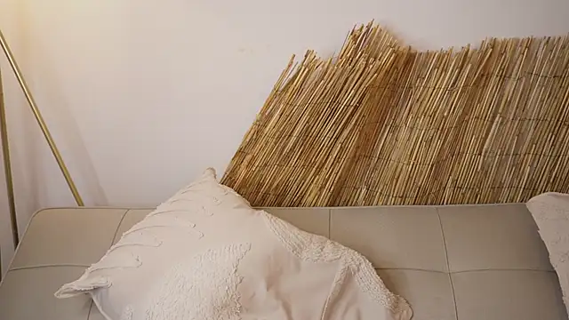 bunnycuteshy online show from 04/15/26, 12:56