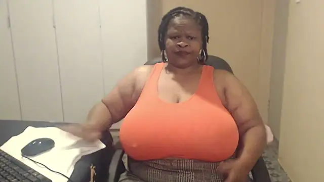 sweetnoziexx online show from 10/05/25, 03:38