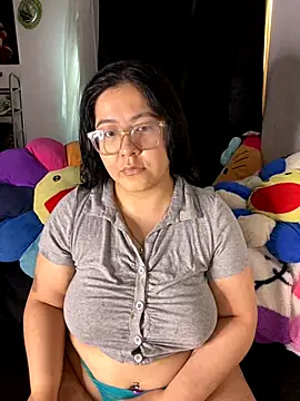 MsConejitaa online show from 10/04/25, 05:33