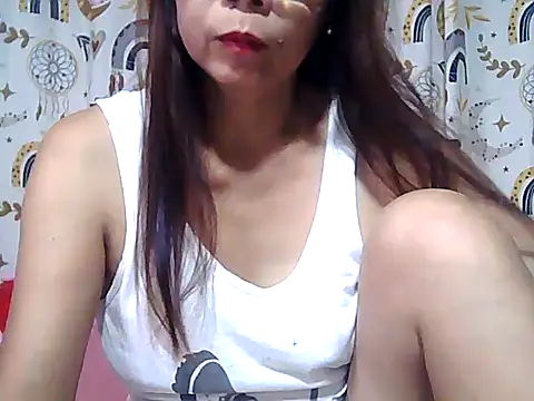 urwife tobe online show from 04/25/26, 08:28