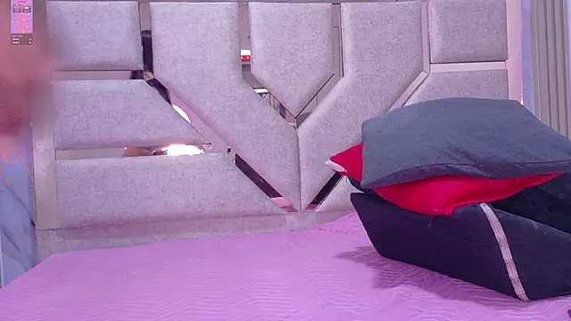 Snapshot of DANIK_STAR chatting on 10/04/25, 07:12 DANIK STAR online show from 10/04/25, 07:12