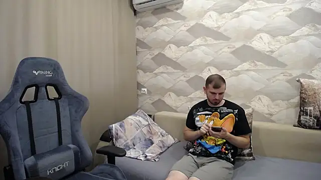 SerzhKorol1 online show from 09/17/25, 01:13