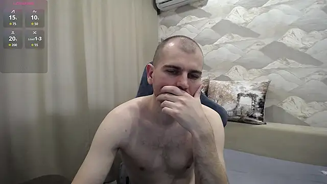 Snapshot of SerzhKorol1 chatting on 05/15/26, 08:21 SerzhKorol1 online show from 05/15/26, 08:21