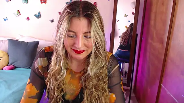 Jolie-Mature online show from 01/02/25, 08:35