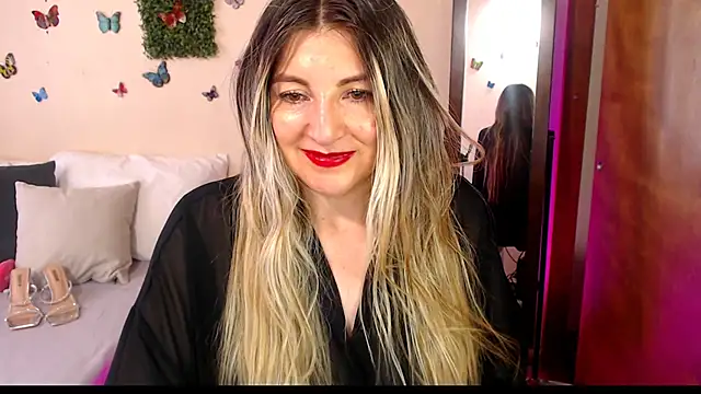 Jolie-Mature online show from 04/07/26, 10:31