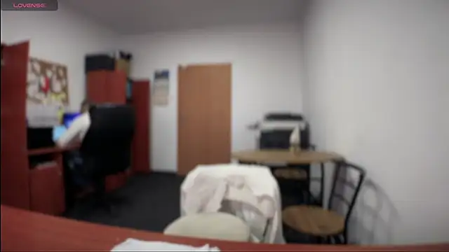 legsLONG online show from 12/13/24, 07:47