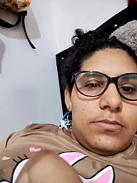 DanielleEvans  online show from 02/24/25, 02:37