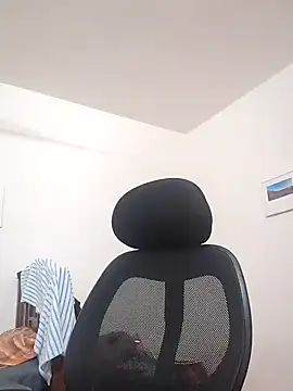  IRRESISTIBLE  online show from 01/19/25, 02:49